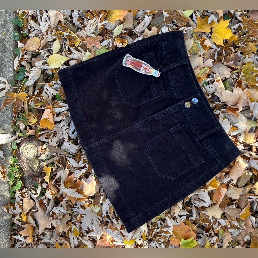 Black Two Pocket Corduroy Mini Skirt